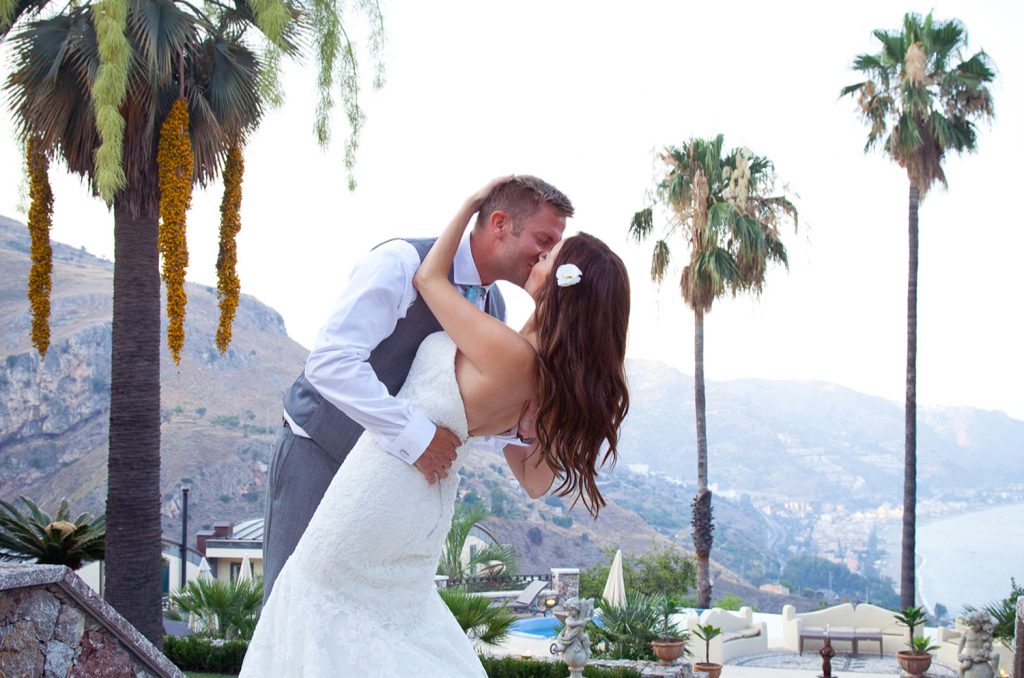 136Wapp Wedding
